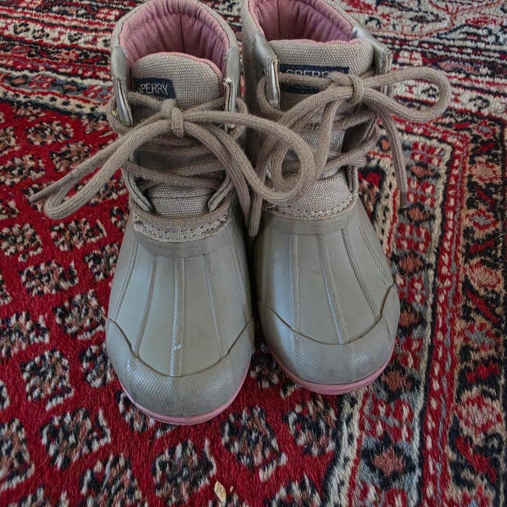 Sperry Port Boot Girls Gold Pink Duck Boots Size 8M SCL162060